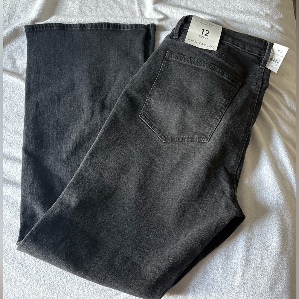 Never worn! Ann Taylor Curvy Midrise Bootcut. Size 12